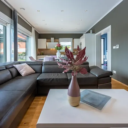 Saric Villa Bribir (Primorje-Gorski Kotar)