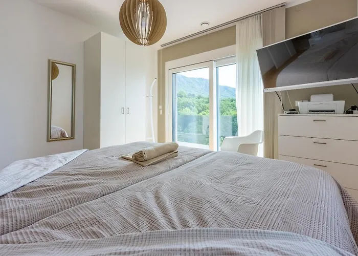 Saric Villa *