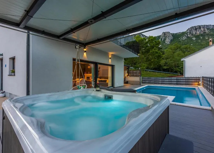 Saric * Bribir (Primorje-Gorski Kotar)