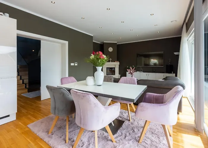 Saric Bribir (Primorje-Gorski Kotar)