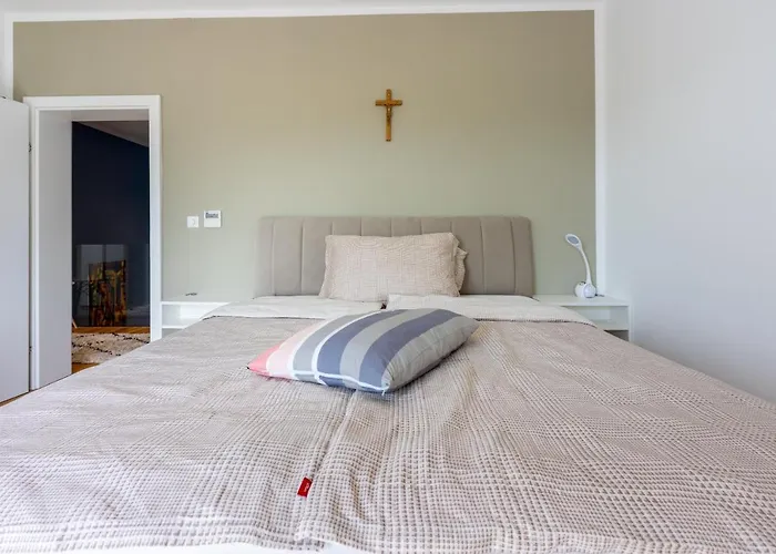 Saric * Bribir (Primorje-Gorski Kotar)