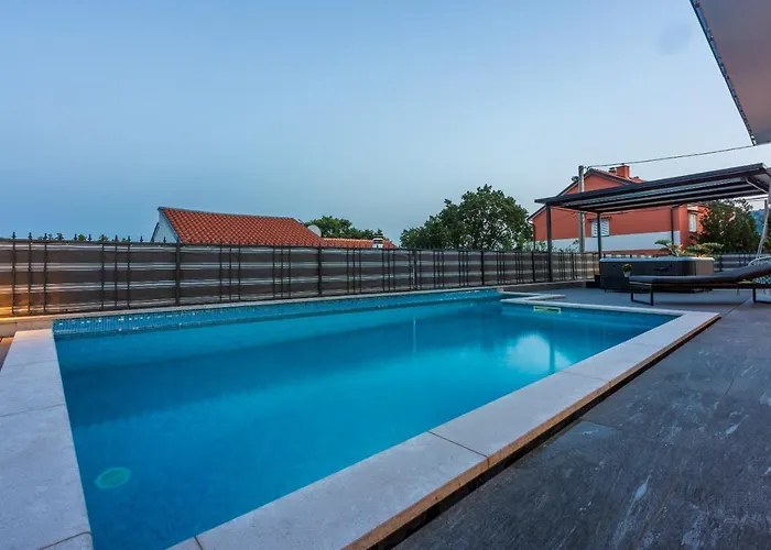 Saric Vilă Bribir (Primorje-Gorski Kotar)