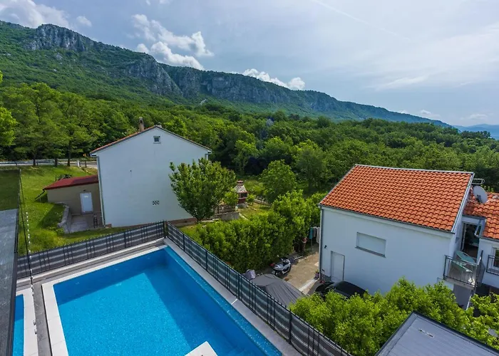 Saric Bribir (Primorje-Gorski Kotar)